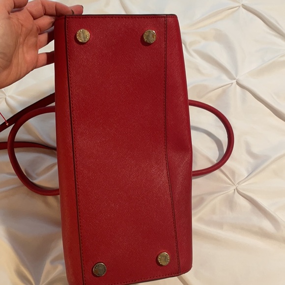 AUTHENTIC Michael Kors tote - Picture 6 of 7